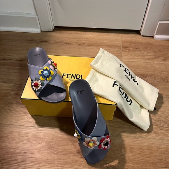 Fendi Willa Grey & Multicolor Floral Sandals - Picture 1 of 14